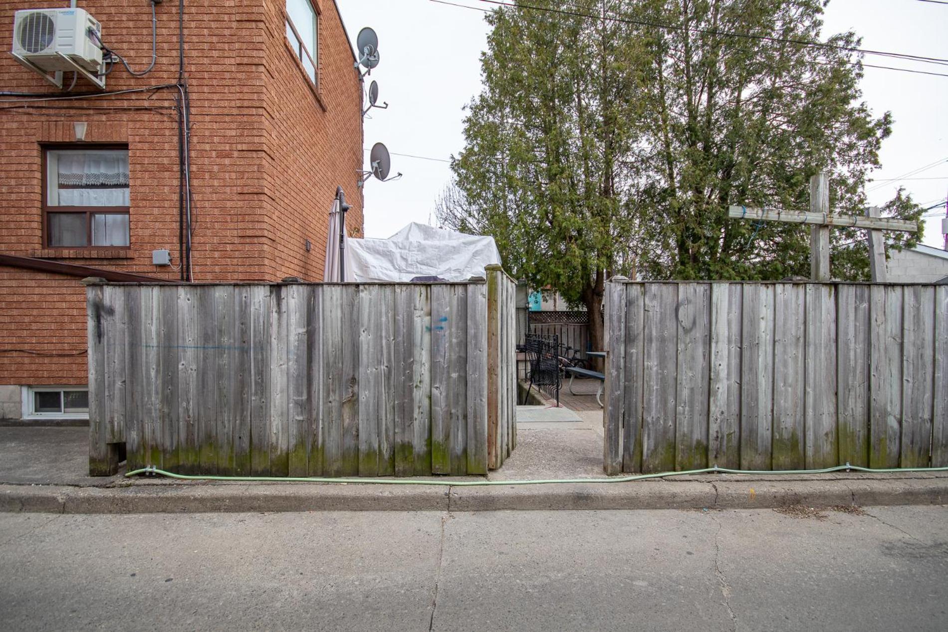 Cozy Home In Downtown Toronto! Εξωτερικό φωτογραφία